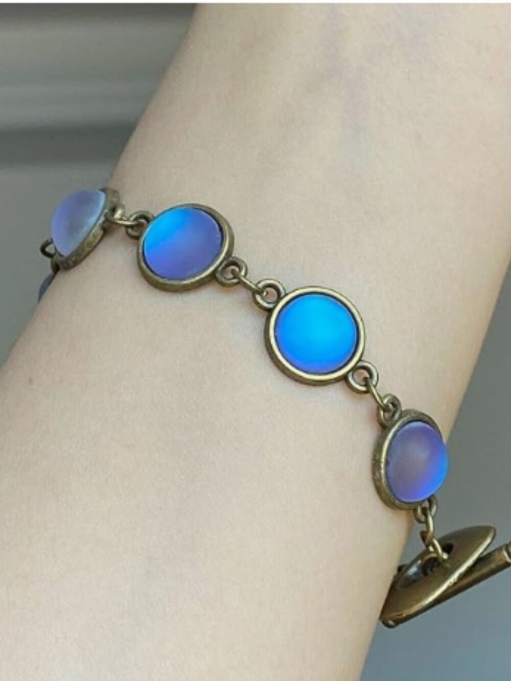 NEW Beaded Bracelet with Healing Crystals